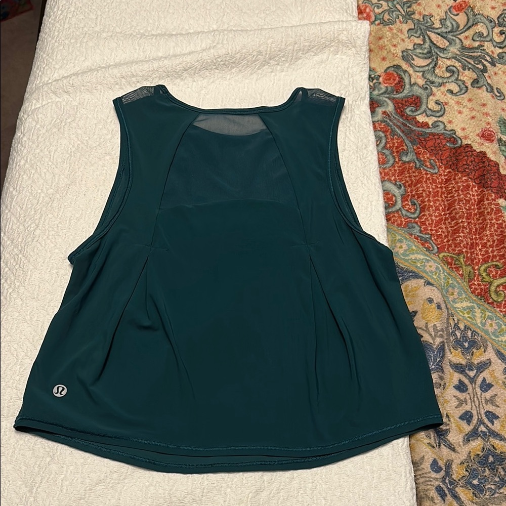Lululemon Athletica Green Sleeveless Crop Muscle Tee - Picture 2 of 3
